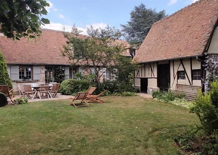 Le Logis Du Cliquet Hébergement de vacances Thibivillers